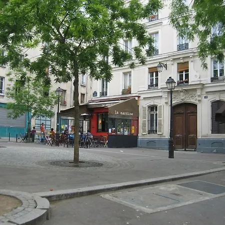 Loft Atelier Au Coeur Du 10eme * Parijs
